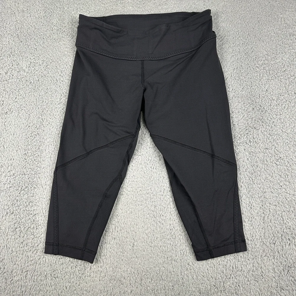 Lululemon Capri Leggings Womens 6 Black Back Zip Pocket Athletic Yoga Pants
